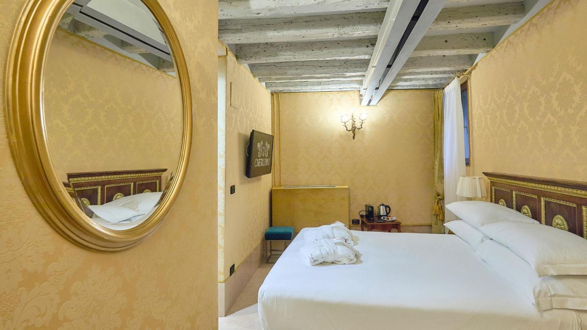 Ai Cherubini Venice Exterior photo
